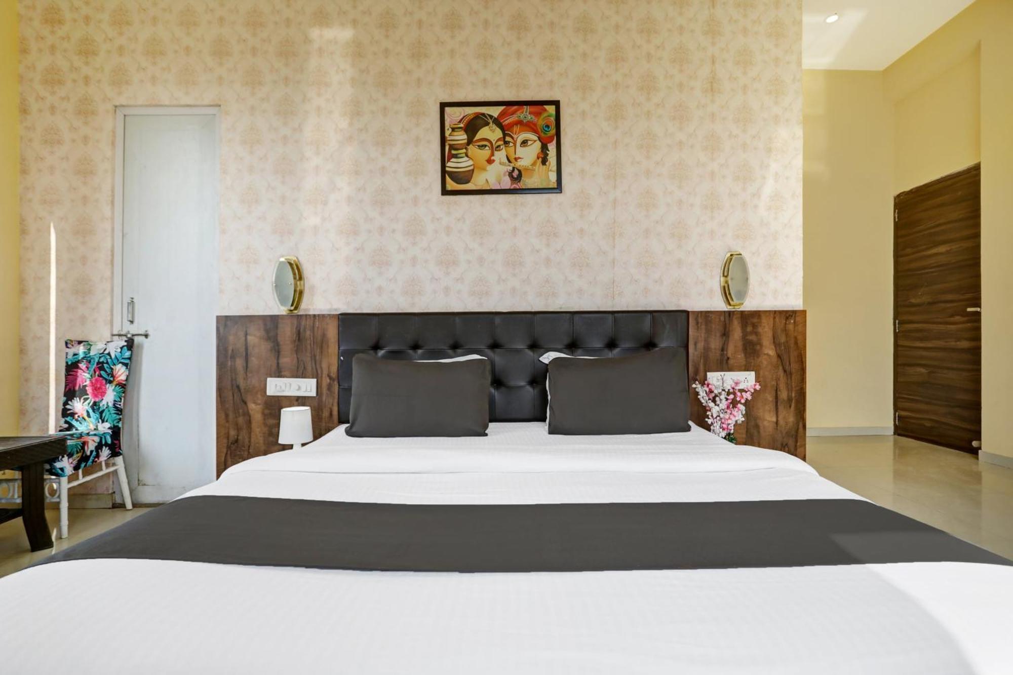 Hotel Collection O Amet Garh Udaipur Exterior foto