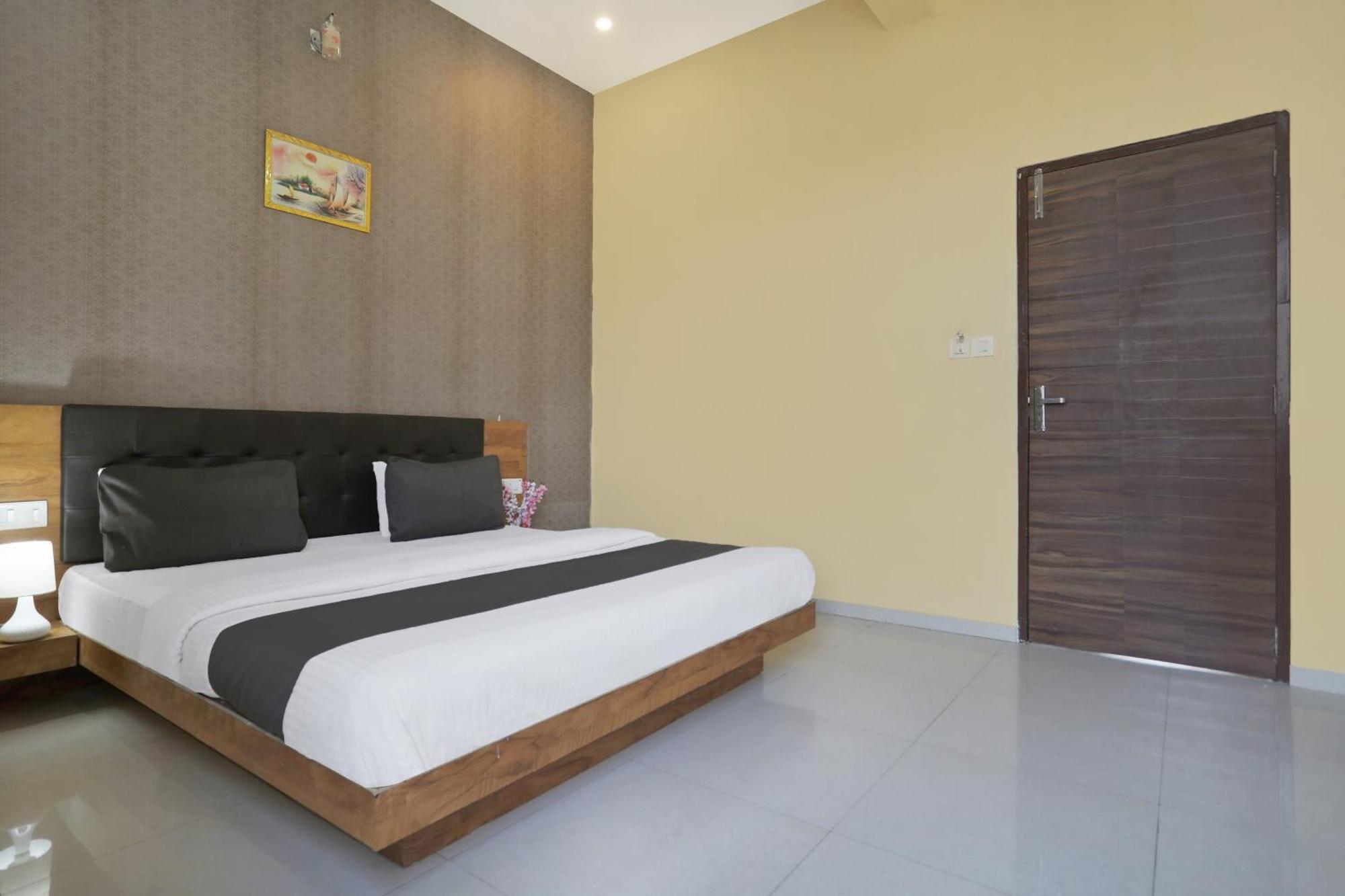 Hotel Collection O Amet Garh Udaipur Exterior foto