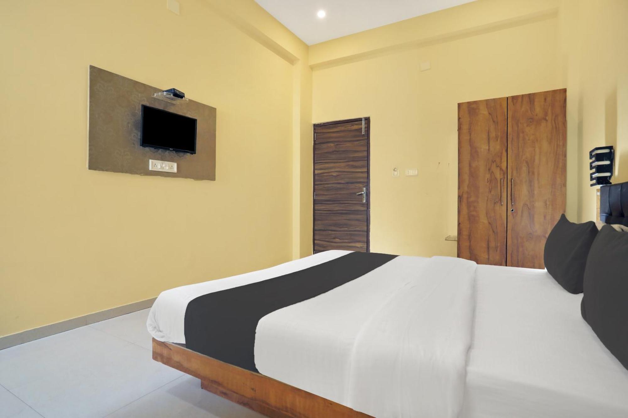 Hotel Collection O Amet Garh Udaipur Exterior foto