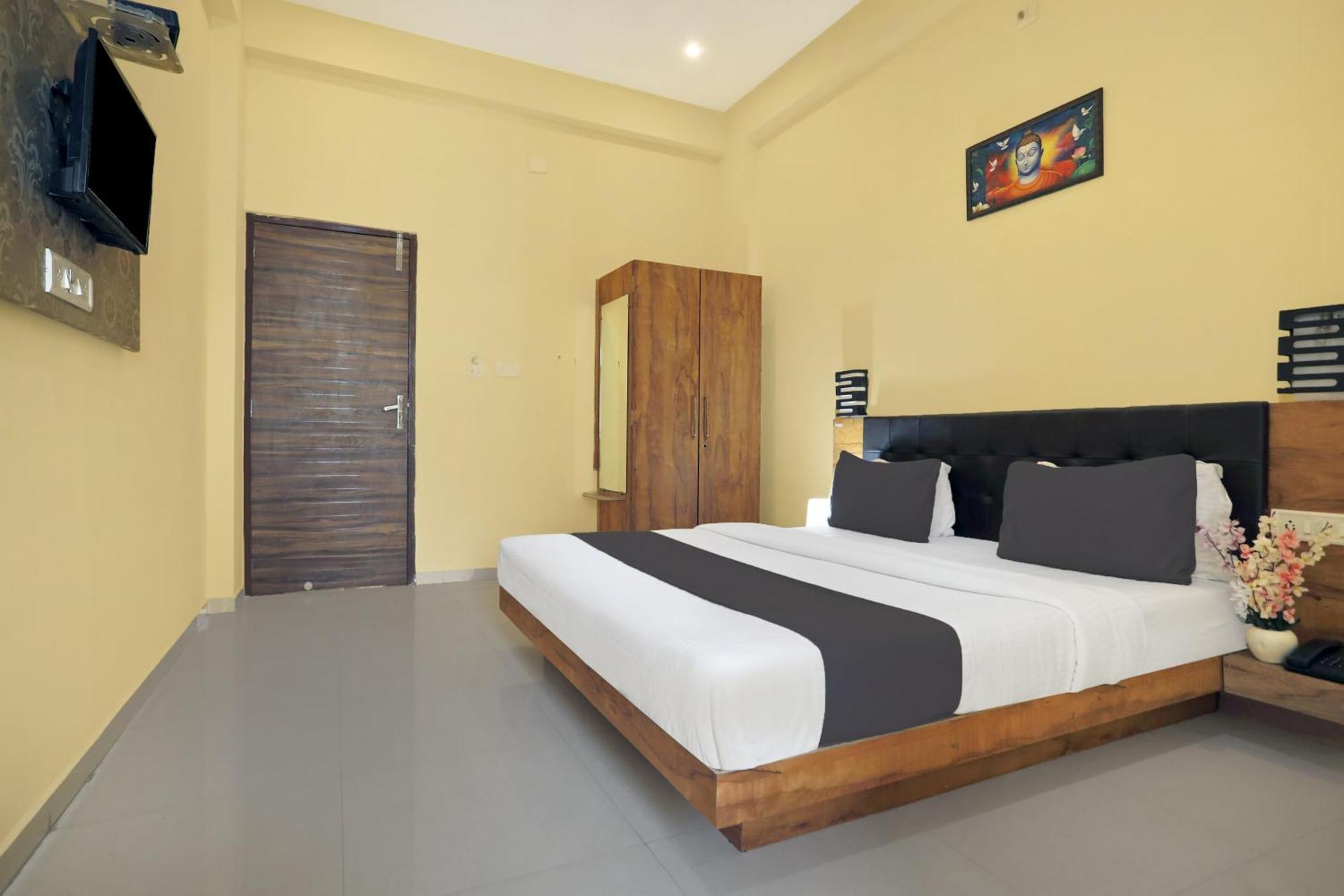 Hotel Collection O Amet Garh Udaipur Exterior foto